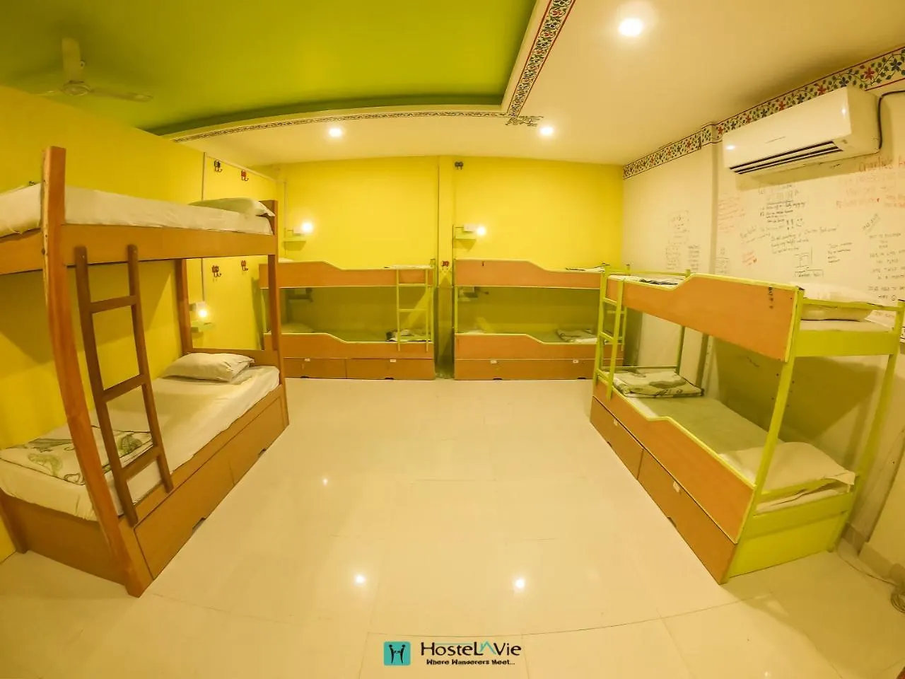 Hostelavie - Udaipur India